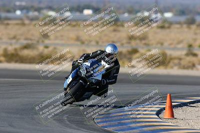 media/Jan-09-2022-SoCal Trackdays (Sun) [[2b1fec8404]]/Turn 11 (935am)/